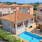 Lorenzo With Private Pool, 200m From The Beach, By Zantewize Villa