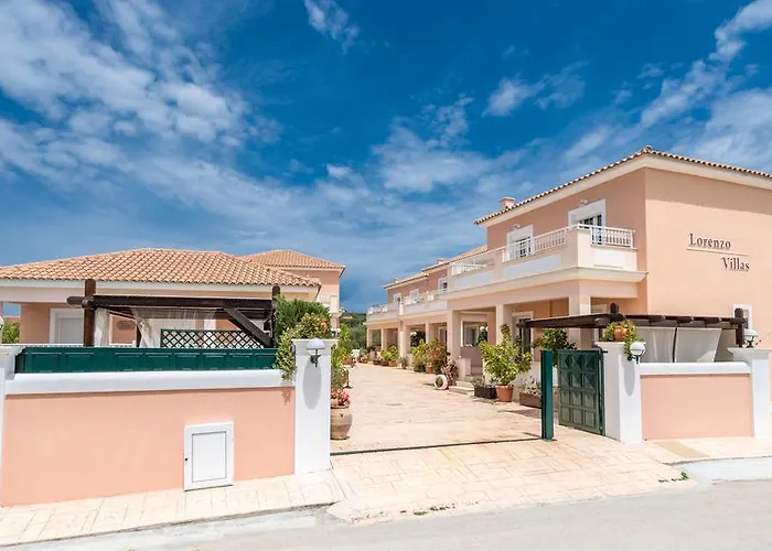 Villa Lorenzo With Private Pool, 200m From The Beach, By Zantewize Lithakia (Zakynthos)