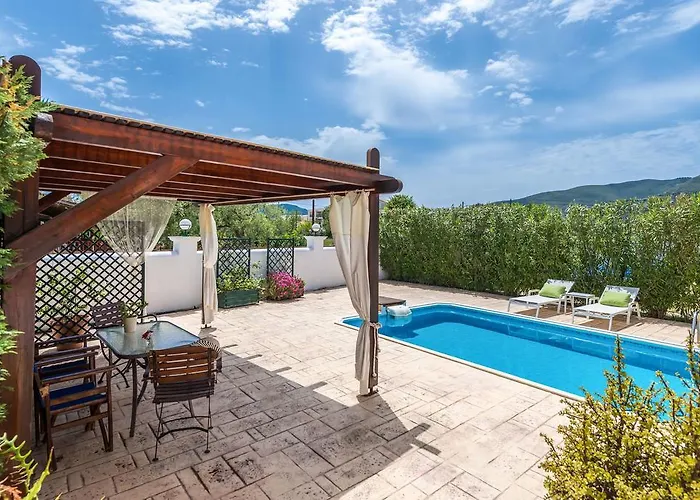 Lorenzo With Private Pool, 200m From The Beach, By Zantewize * Lithakia (Zakynthos)
